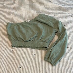 Single shoulder crop long sleeve